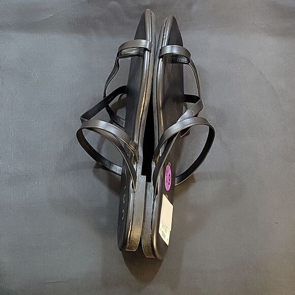 BRAND NEW UNISA SQUARE OPEN TOE WOMEN"S FLAT SANDAL - Picture 9 of 15